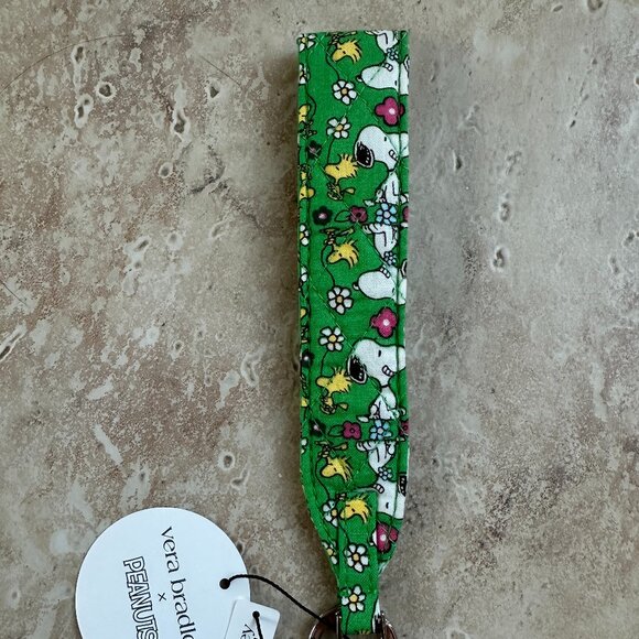 VERA BRADLEY PEANUTS WIDE WRISTLET STRAP KEYRING:NWT  SNOOPY'S MEADOW - Picture 2 of 13